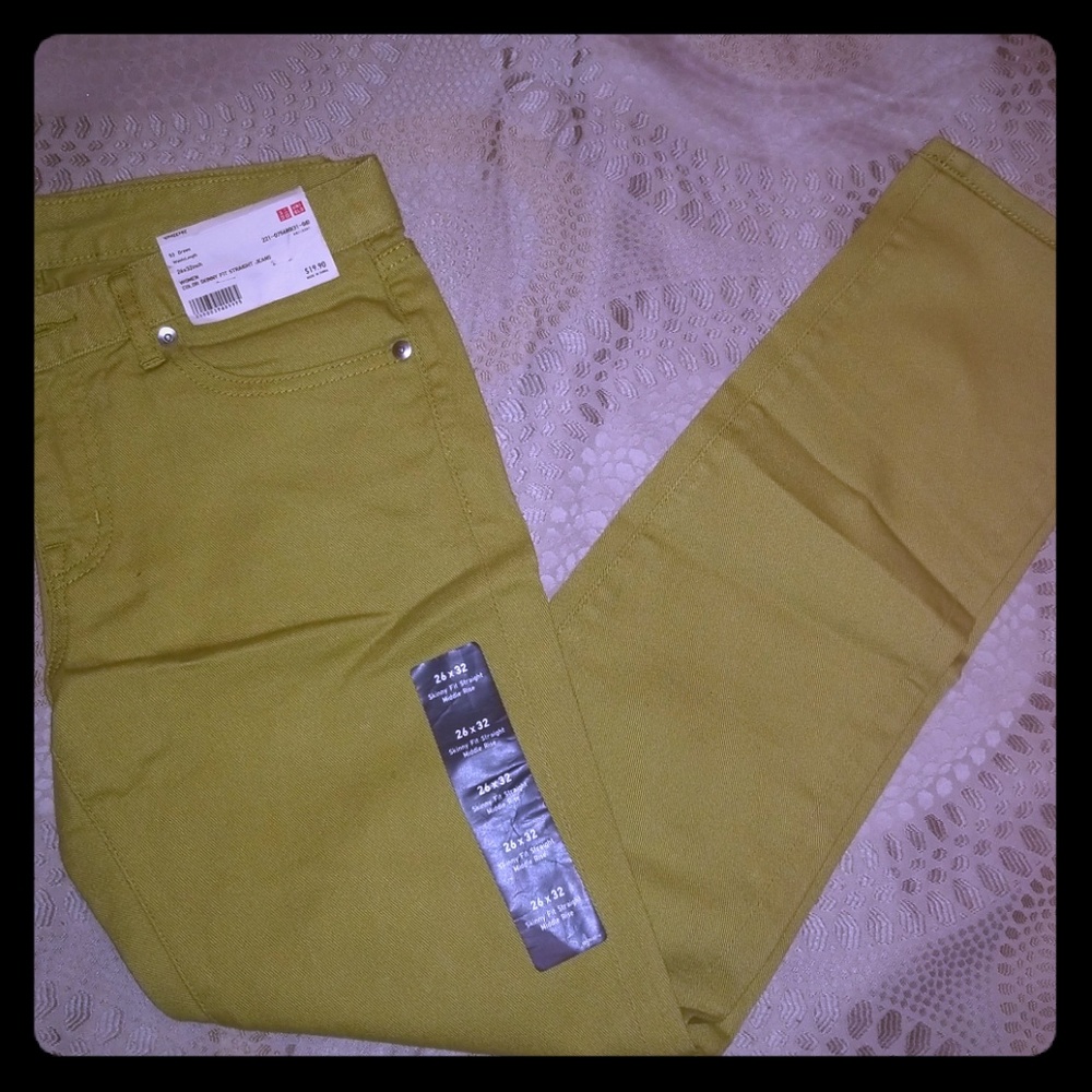 UNIQLO Skinny Fit straight jeans pants